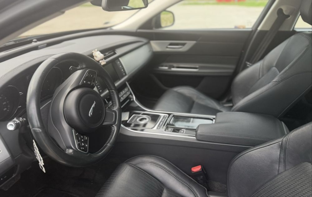 Jaguar XF FV VAT 23%