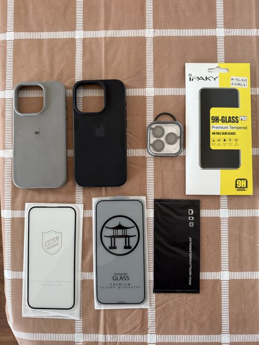 iPhone 15 Pro захисне скло, чохли