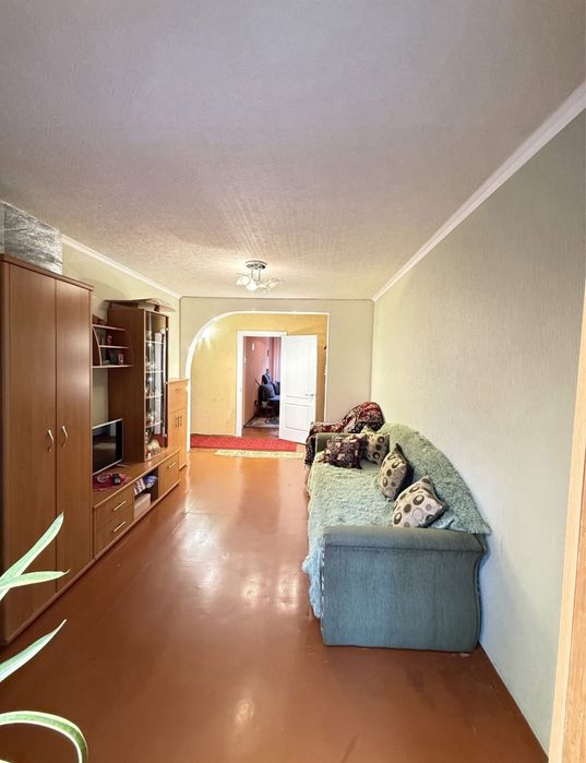 Продам 2/2/5 вул.Курсова 40.ЦЕНТР МІСТА