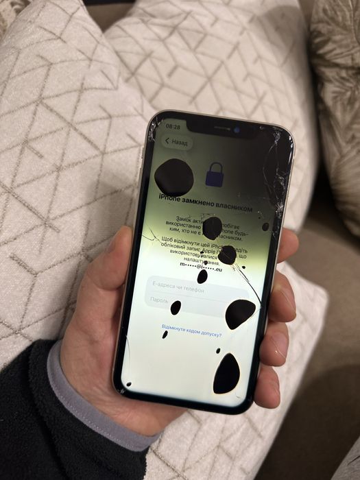 iPhone 11 64g White Айклауд 90% бат