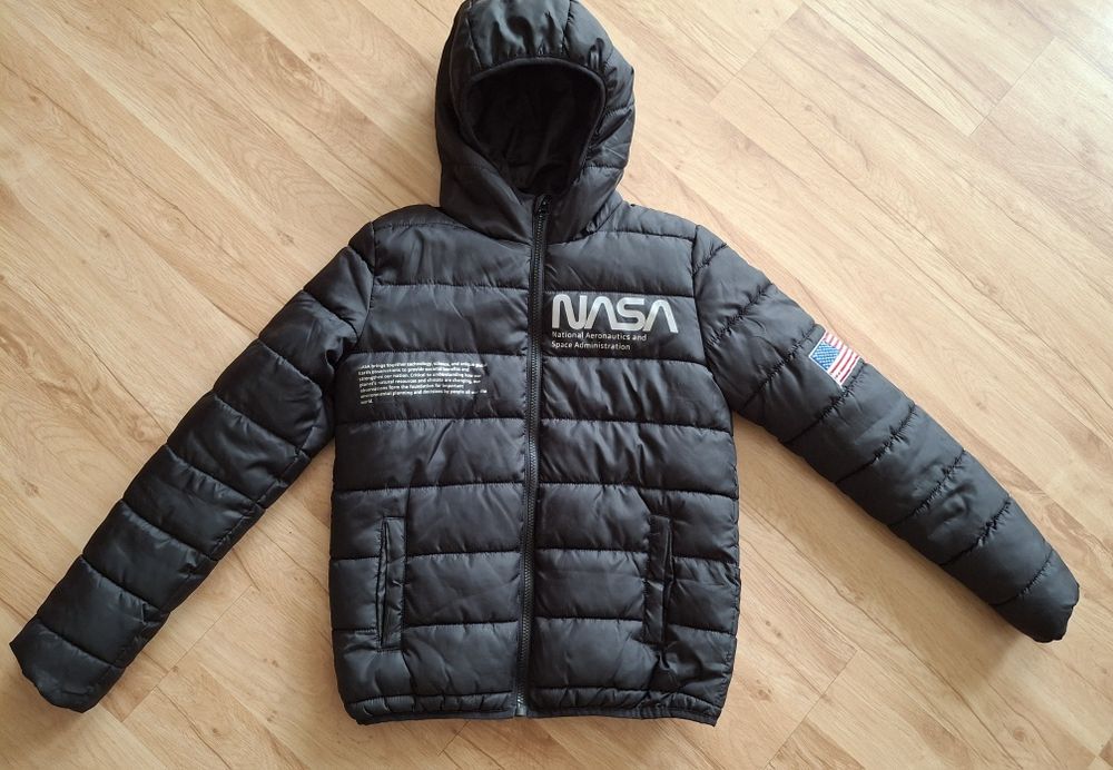 Продам куртку демісизонну