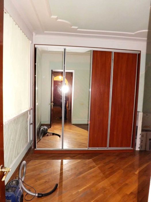 ЖК Чайки  улица Лобановского продам 3х кв. 120м2 метро Житомирская