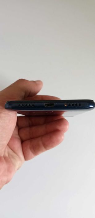 Smartphone ASUS ZenFone 4 Max Dual Sim.