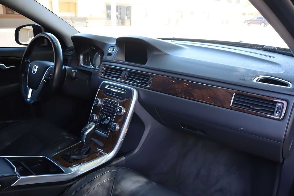 Volvo S80      2016