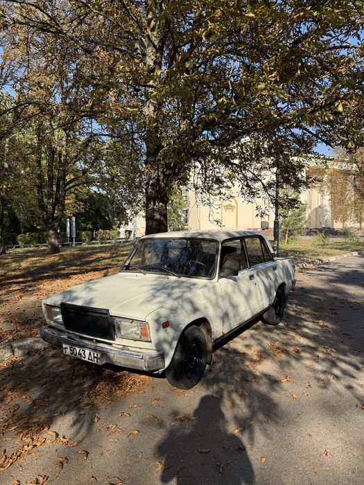 Продам ваз 2107 бензин