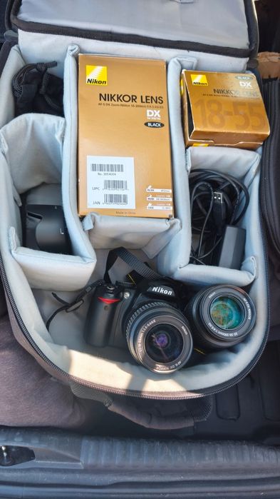 Nikon D3000 Completa + Lentes 18-55mm e 55-200mm e mochila