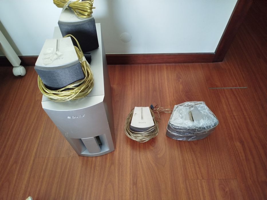 Sistema colunas SONY