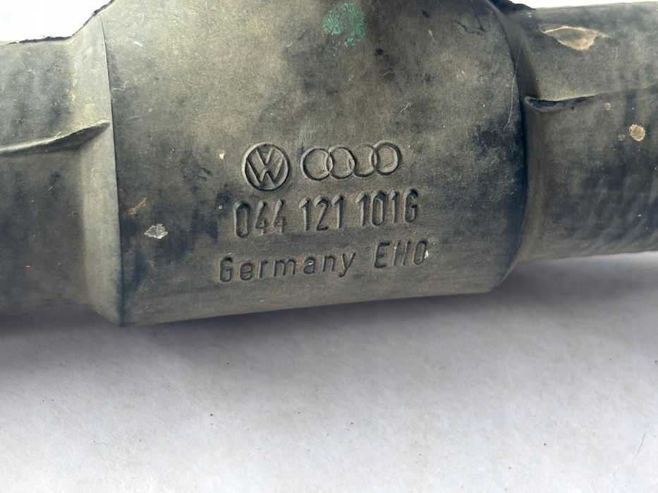 vw t4 2,0 benzyna przewód wody 0441211016