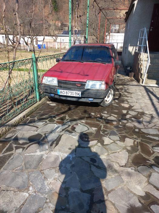 Автомобіль ВАЗ-2108