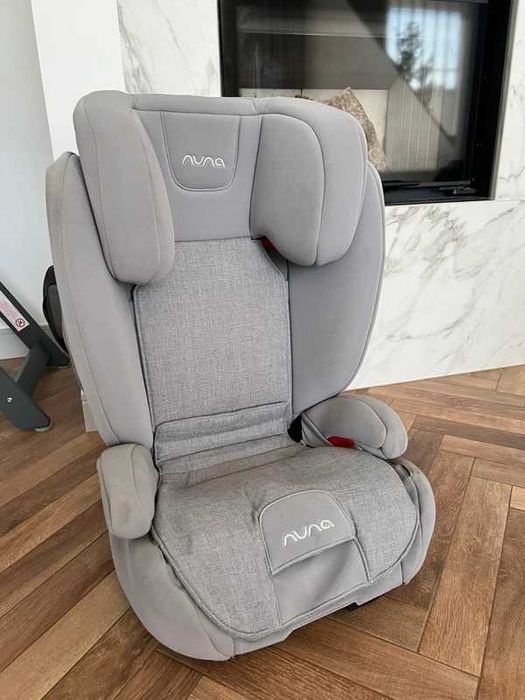 Fotelik samochodowy Nuna AACE 15-36 kg