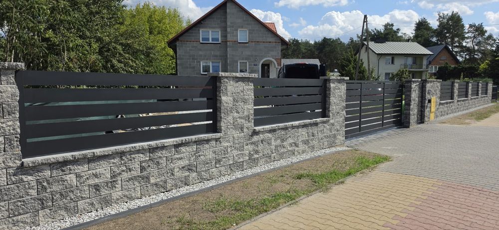 Ogrodzenia, budowa i montaż ogrodzeń pustak łupany, gładki, panele