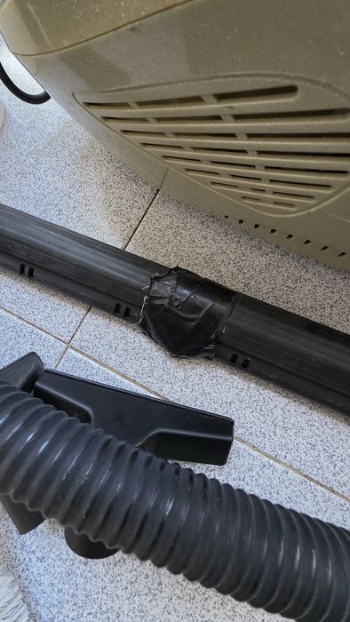 Aspirador e máquina de vapor Polti lecoaspira animal
