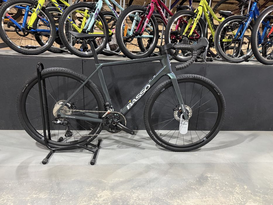 Nowosc 2026 Basso Palta III shimano grx 825 di2 kokpit strato