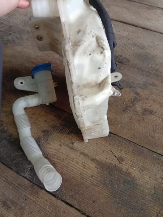 Бачек стекло омывателя Туран