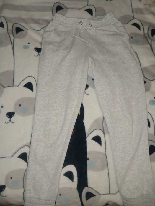 Спортивные штаны на девочку 7-10 лет