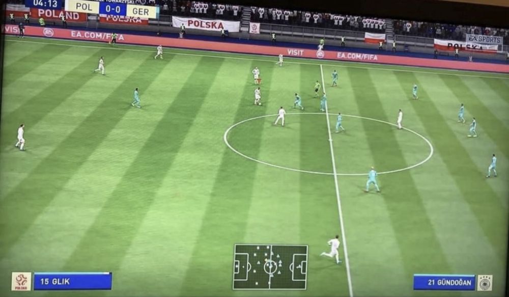 Konsola Ps4 Pro 1TB 7216B PlayStation 4 Gry Pady VR Fortnite Roblox