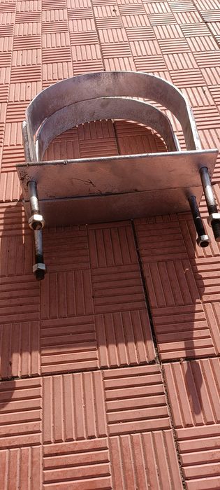 Кріплення, петлі, з'єднання для стовпа