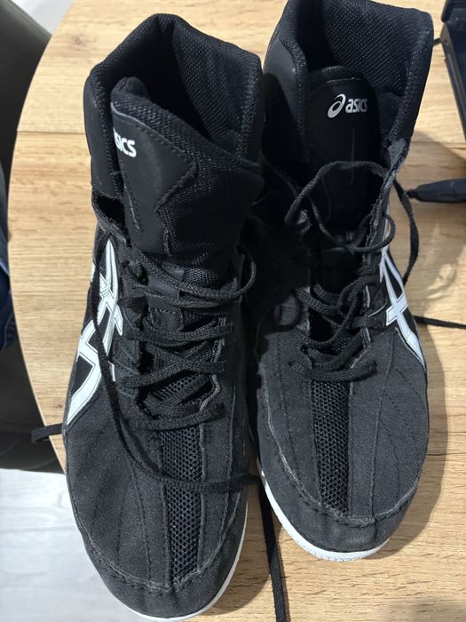 Buty zapasnicze, bokserskie, sporty walki asics 45