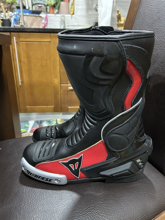 Botas Dainese novas