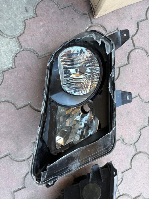ford mustang 2012  lampa reflektor