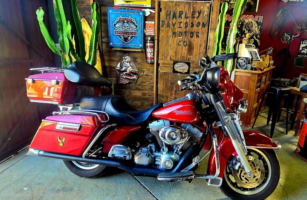 Harley-Davidson FLHTC