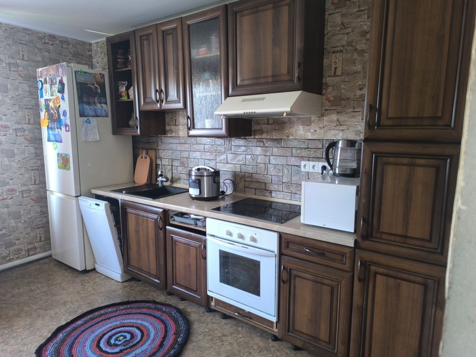 Продам дом в селе Вiльне (Свердловка) 60000