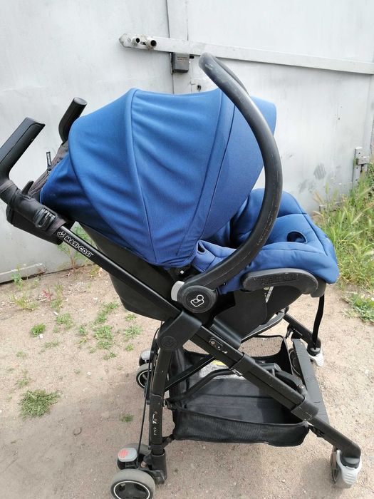 Автокрісло MAXI COSI 0+ з базою на колесах