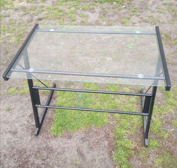 Biurko szklane / stolik szklany