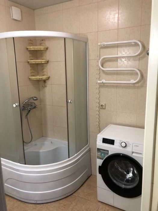 Оренда двокімнатної квартири , Січеславска набережна,8