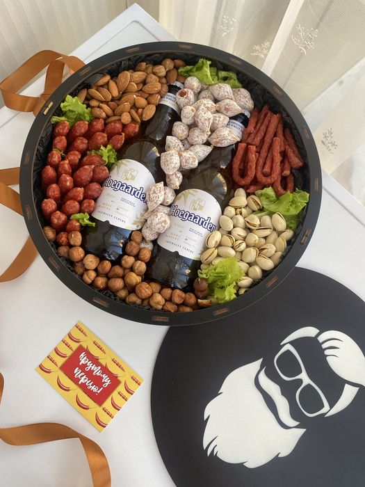 Подарунки , подарункові набори , подарункові бокси