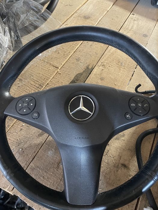 Руль w204 mercedes кермо airbag