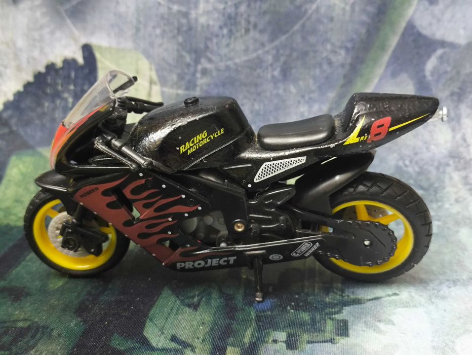Игрушка мотоцикл Project C-Power Winner 1/18