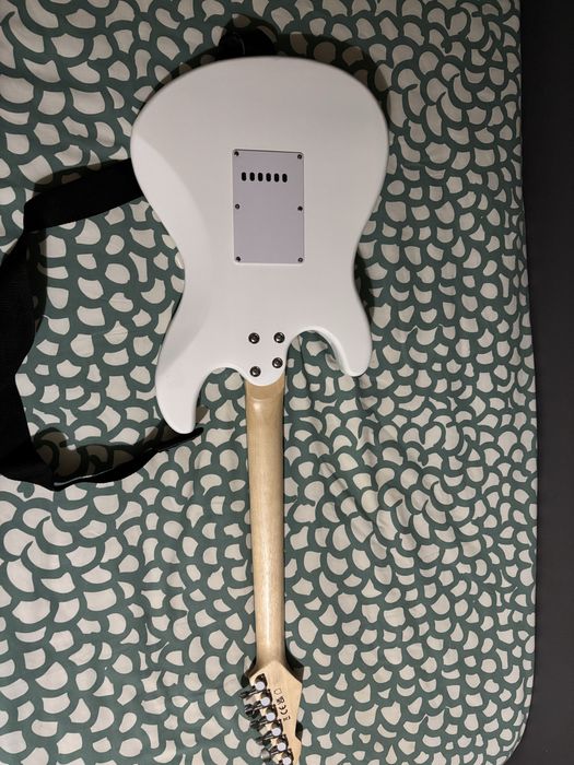 Guitarra eletrica stratocaster