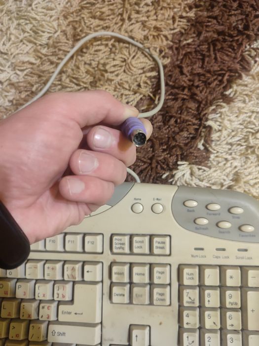 Продам Клавіатуру