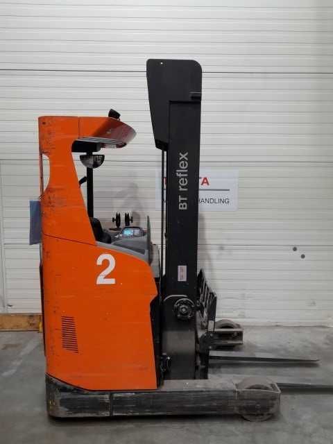 Toyota RRE160H wózek boczny reach truck w pełni sprawny z masztem 6,3m do regałów magazynowych
