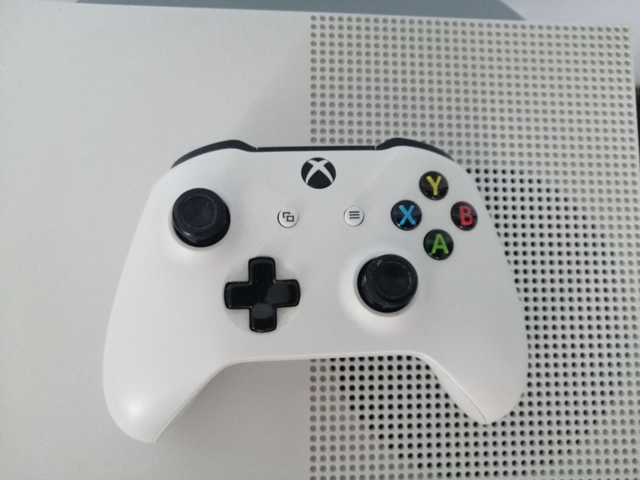 Konsola Xbox One S model 1681