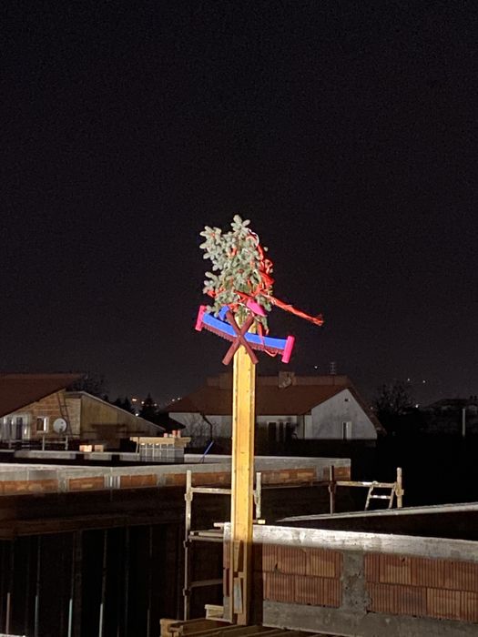 Szalunki stropowe i ścienne stemple sklejka wynajem szalunkow  strop