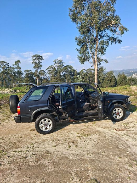 Opel frontera 2.8