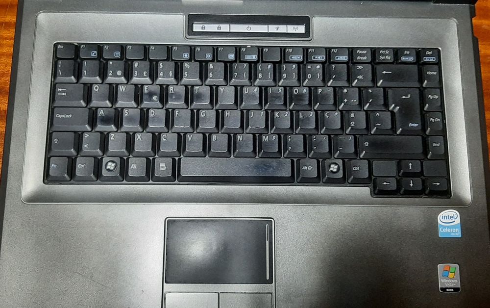 Portátil Asus X51RL