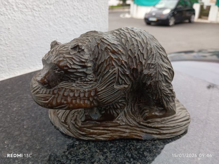 Estatueta urso em pedra do Canadá