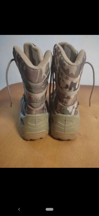Берці Лова в мультикамі 41 розмір