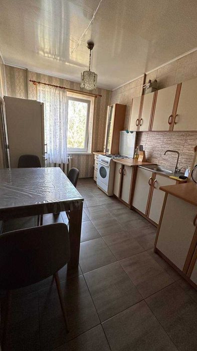 Продам 3-кімнатну квартиру, вул. Балківська/Мельницька