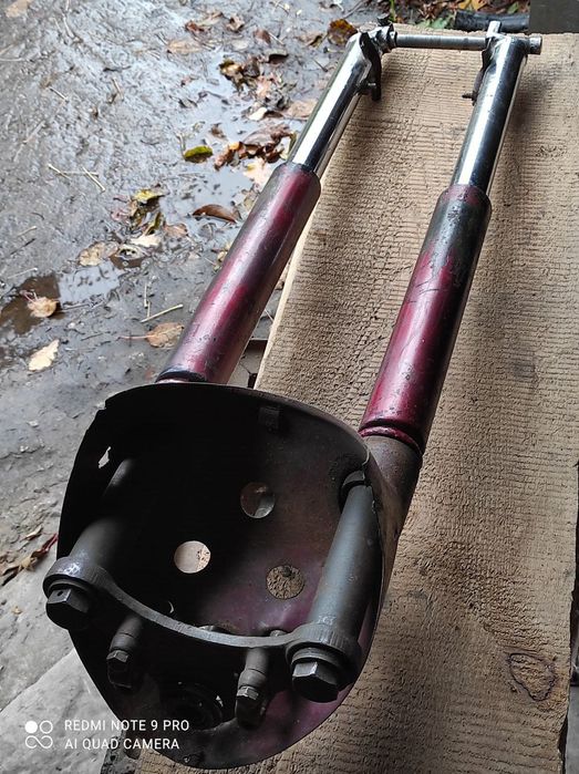 Продам запчасти на мотоцикл Ява -350 (старушка) Передняя  вилка  и т д