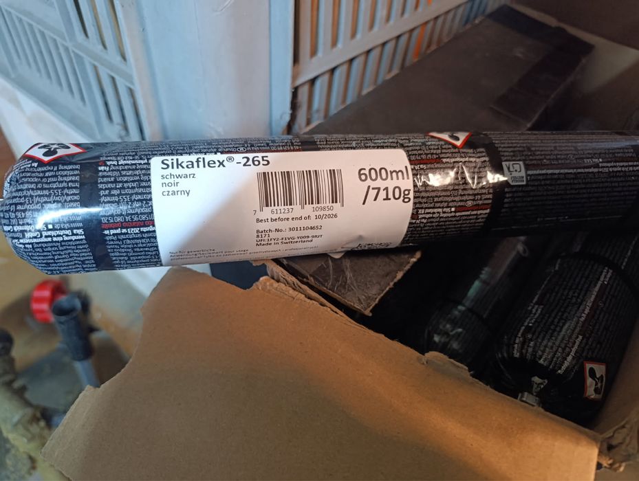 Klej sikaflex 265! 15 sztuk!