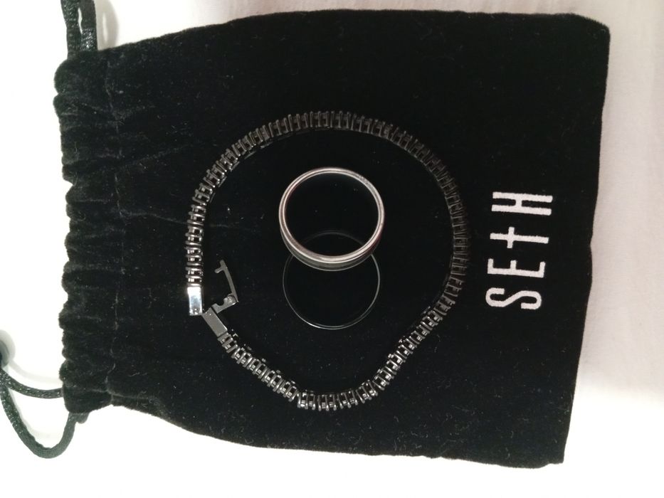 Conjunto Masculino SETH (Pulseira Riviera + 2 Anéis em Aço/Titânio) + Bag Original