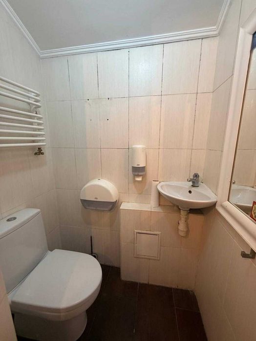 Продаж фасадного приміщення в центрі Львова