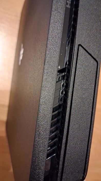 Ps4 slim  1 Tb + cabos + Uncharted 4 edicao especial