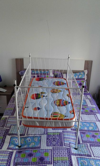 BERÇO em Tubo de Ferro