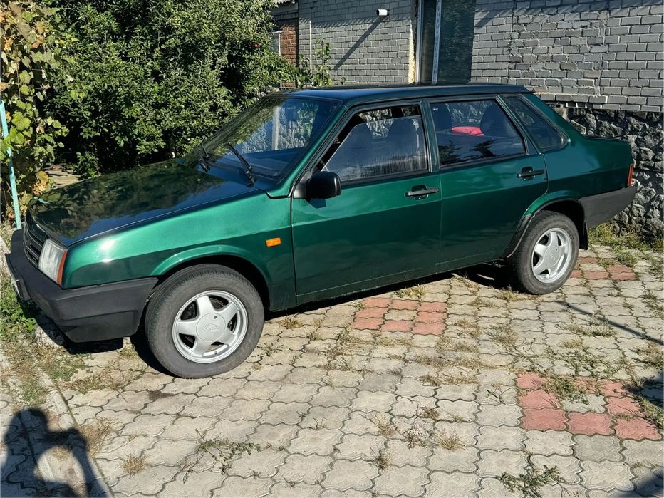 Продам ВАЗ 21099