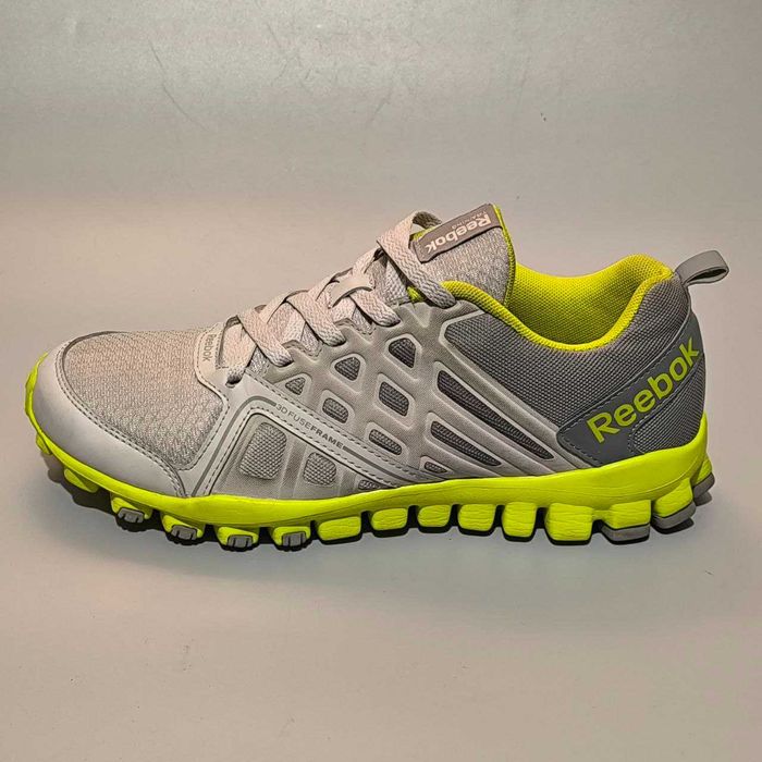Жіночі кросівки для бігу Reebok Realflex Train 3.0 (41 р. 27 см)
